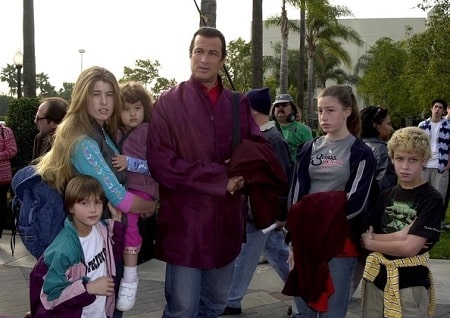 A picture of Steven Segal with his kids.